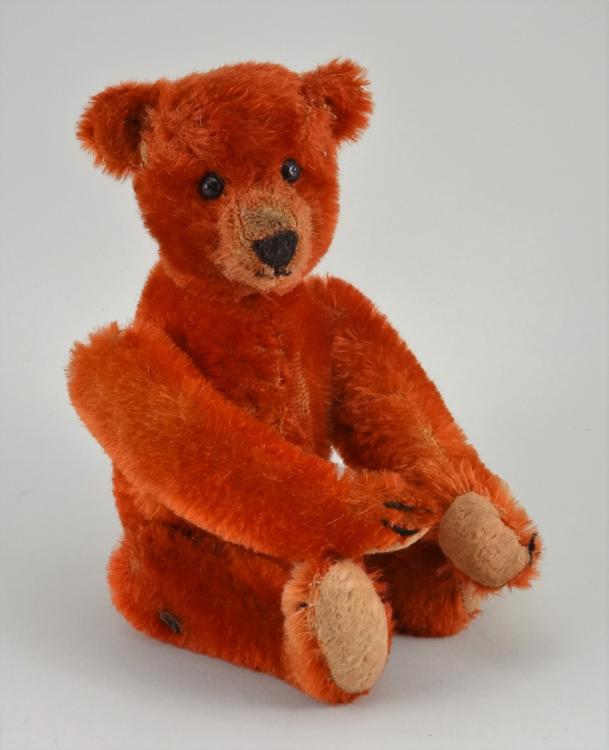 Sold for £440